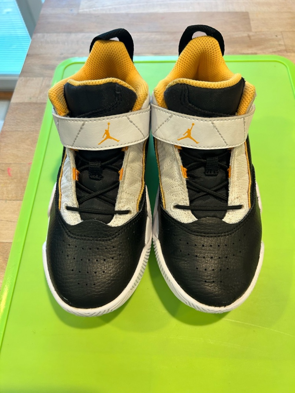 Air Jordan Stay Loyal 'White Black Yellow' - 12c - Picture 2 of 6